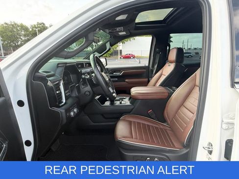 Used 2024 GMC Sierra 1500 Denali Ultimate AWD/4WD image 9