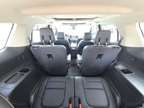 Used 2017 GMC Acadia Denali w/ Technology Package AWD/4WD image 15