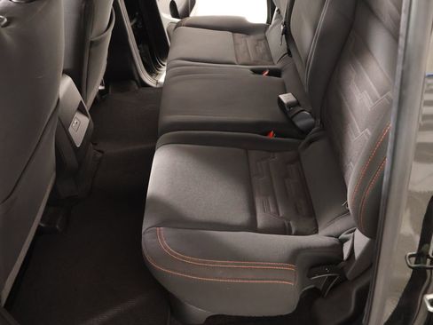 Used 2022 Nissan Frontier Pro-X w/ Technology Package image 12