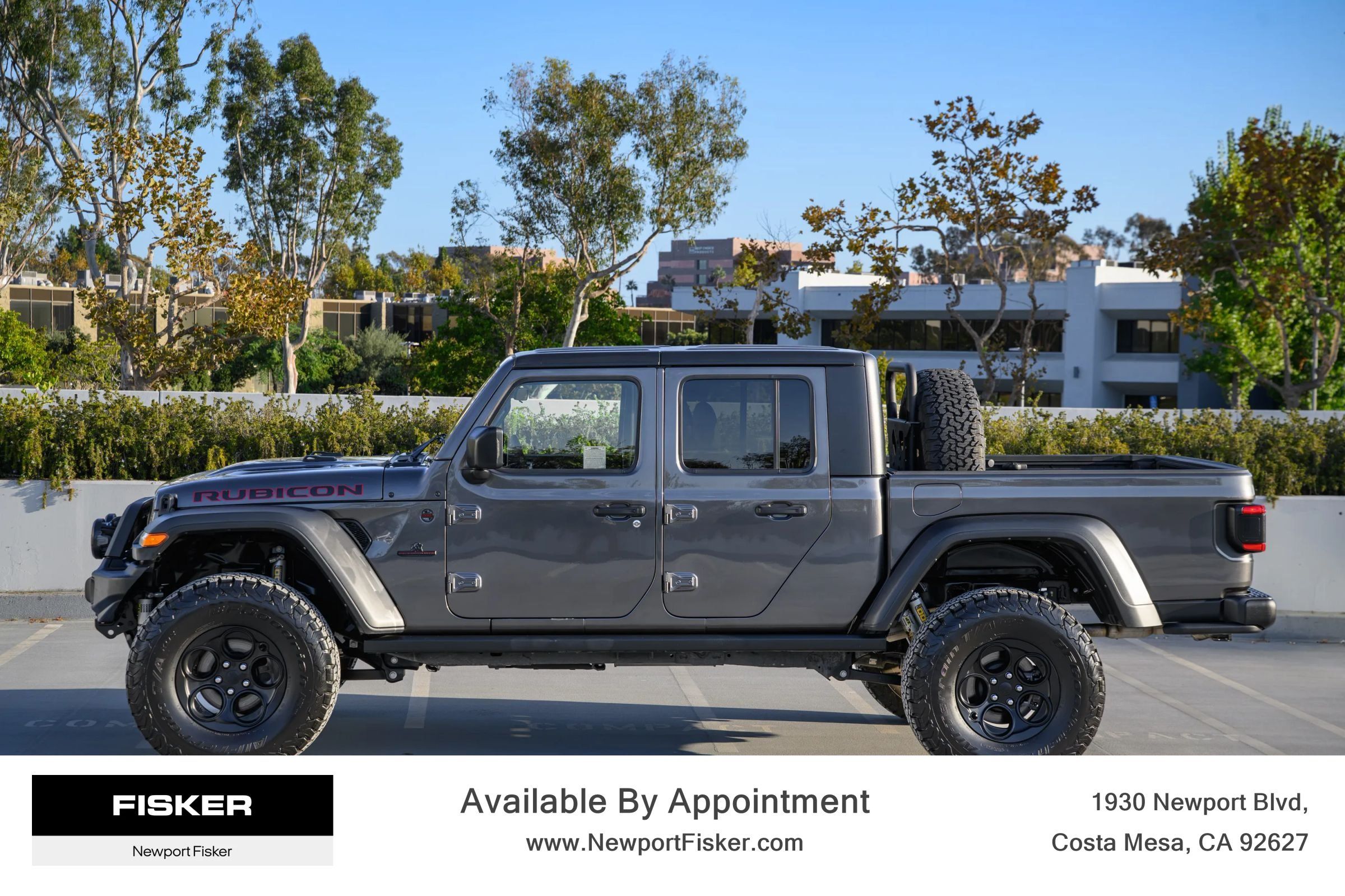 Used 2024 Jeep Gladiator Rubicon w/ Safety Group AWD/4WD image 29