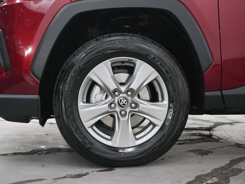 Used 2025 Toyota RAV4 XLE w/ Convenience Package AWD/4WD image 30