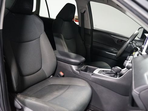 Certified 2023 Toyota RAV4 LE image 26