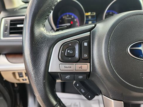 Used 2017 Subaru Outback 2.5i Limited w/ Popular Package #5 image 21