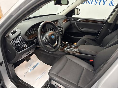 Used 2017 BMW X3 xDrive28i image 6