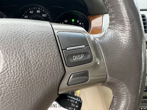 Used 2005 Lexus ES 330 image 24