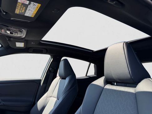 New 2026 Subaru Uncharted AWD image 17