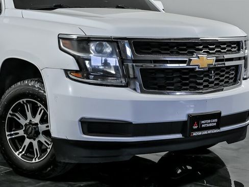 Used 2018 Chevrolet Suburban LT AWD/4WD image 2
