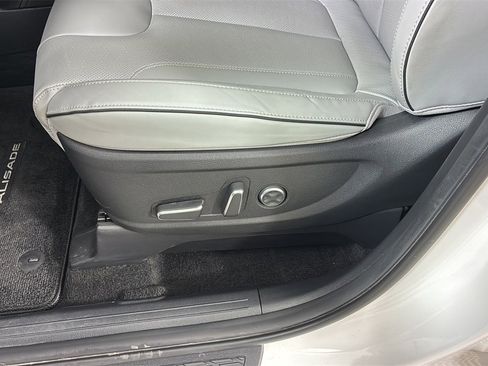 Used 2024 Hyundai Palisade SEL image 14