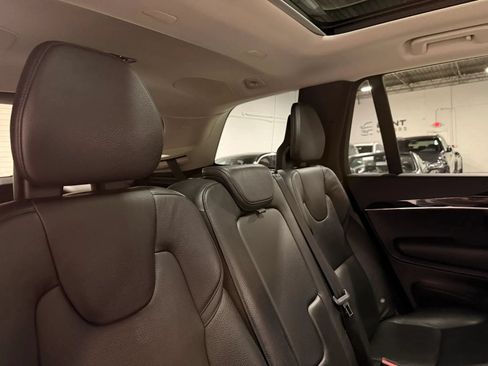Used 2017 Volvo XC90 T6 Momentum AWD/4WD image 64