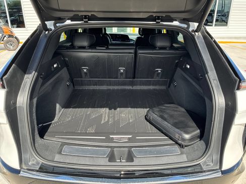 Used 2024 Cadillac Lyriq Luxury w/ LPO, Floor Liner Package AWD/4WD image 16