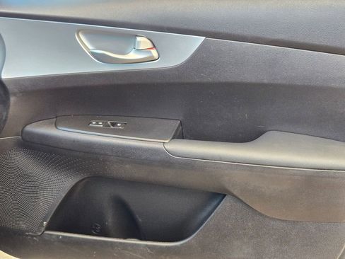 Used 2023 Kia Forte LXS w/ LXS Technology Package FWD image 27