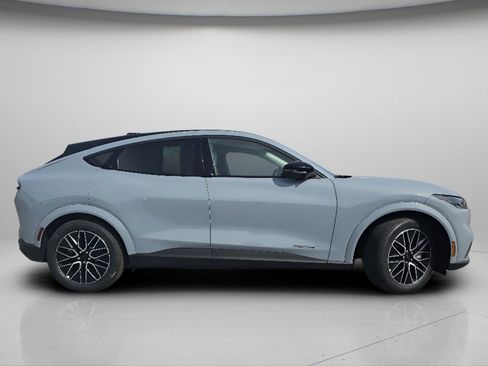 New 2026 Ford Mustang Mach-E Premium w/ Technology Package AWD/4WD image 21