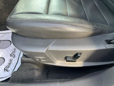 Used 2010 Dodge Charger SXT w/ Leather Interior Group RWD image 15