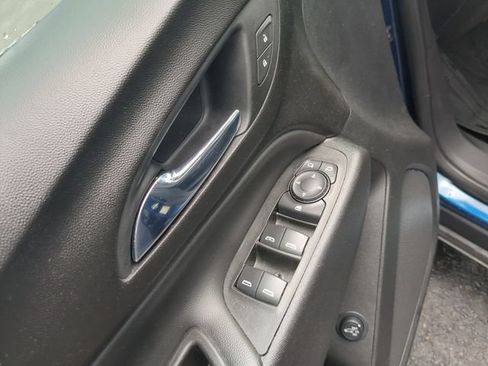 Used 2021 Chevrolet Equinox LT AWD/4WD image 14