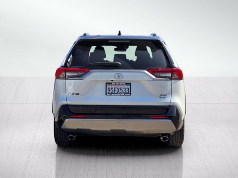 Used 2025 Toyota RAV4 XSE w/ Advanced Technology Package AWD/4WD image 5