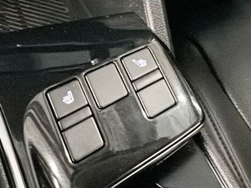 Used 2025 Kia Sportage SX image 21