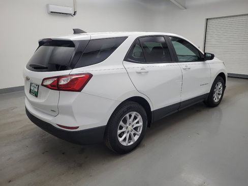 Used 2021 Chevrolet Equinox LS w/ LS Convenience Package AWD/4WD image 10