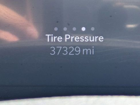 Used 2023 Jeep Grand Cherokee L Laredo image 24