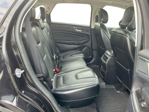 Used 2019 Ford Edge Titanium w/ Equipment Group 301A image 23