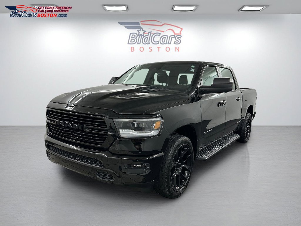 Used 2024 RAM 1500 Laramie AWD/4WD image 1