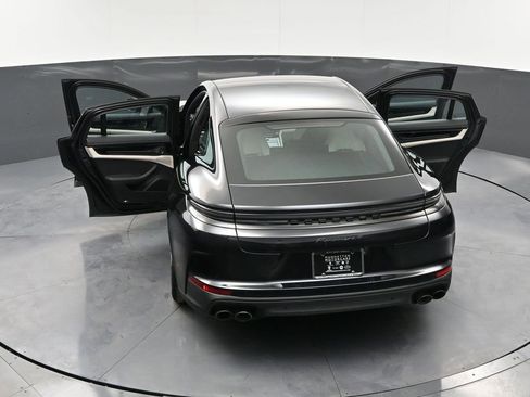 Certified 2025 Porsche Panamera 4 AWD/4WD image 33