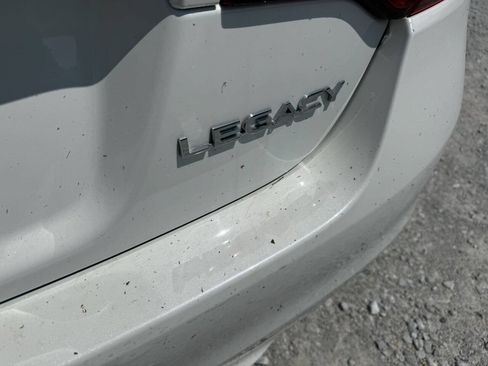 Used 2016 Subaru Legacy 2.5i Limited AWD/4WD image 14
