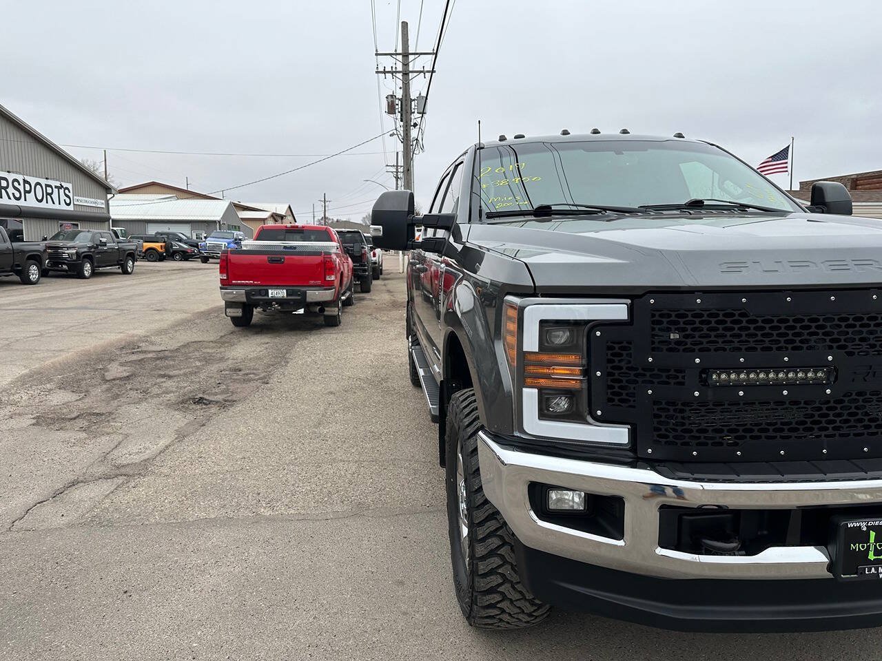 Used 2017 Ford F250 Lariat w/ FX4 Off-Road Package AWD/4WD image 30