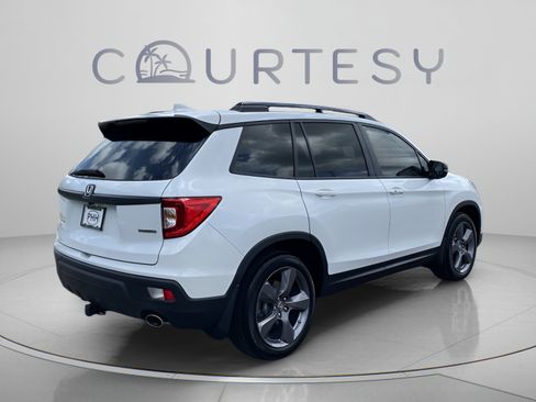 Used 2021 Honda Passport Touring image 5