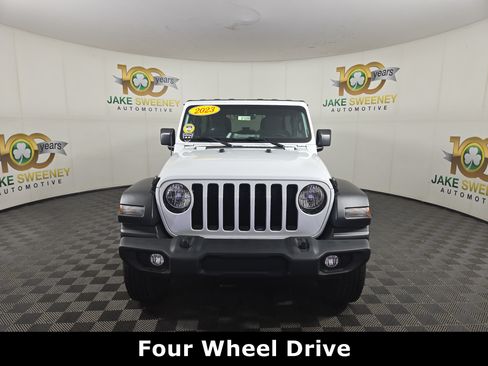 Used 2023 Jeep Wrangler Unlimited Sport AWD/4WD image 3