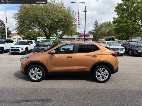 Used 2024 Buick Encore GX Preferred AWD/4WD image 6