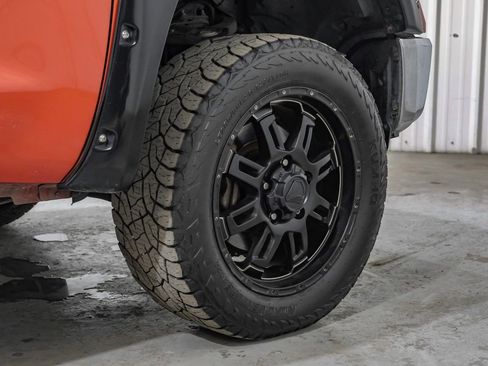 Used 2017 Toyota Tundra SR5 image 58