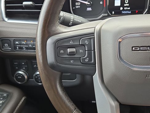 Used 2021 GMC Yukon Denali w/ Advanced Technology Package AWD/4WD image 21
