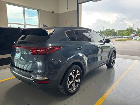 Used 2021 Kia Sportage LX FWD image 3
