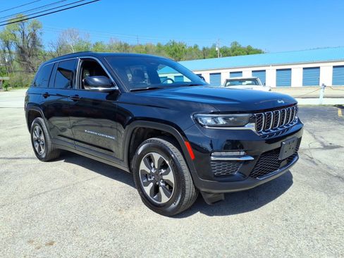 Used 2024 Jeep Grand Cherokee Limited 4xe AWD/4WD image 1