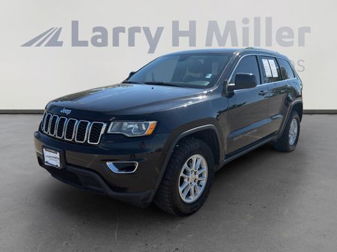 Used 2018 Jeep Grand Cherokee Laredo AWD/4WD image 1
