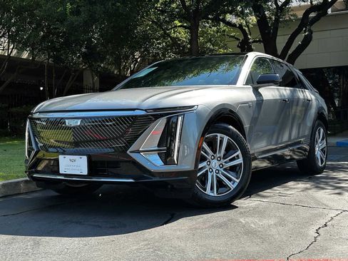 Certified 2024 Cadillac Lyriq Tech w/ Driver Assist Package RWD image 1