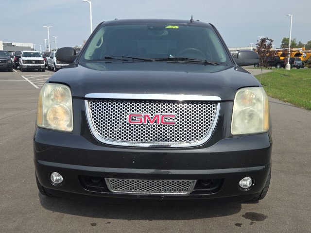 Used 2007 GMC Yukon Denali AWD/4WD image 3