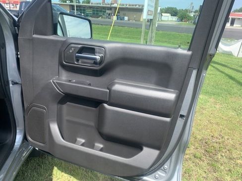 New 2025 Chevrolet Silverado 1500 Custom image 16