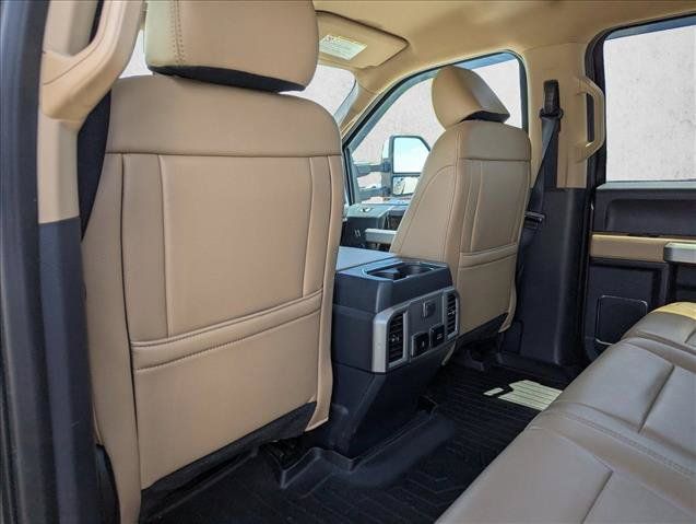Used 2022 Ford F250 Lariat w/ Lariat Ultimate Package AWD/4WD image 24