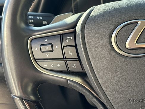 Used 2021 Lexus ES 250 w/ Premium Package image 19