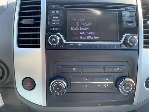 Used 2016 Nissan Frontier SV image 19