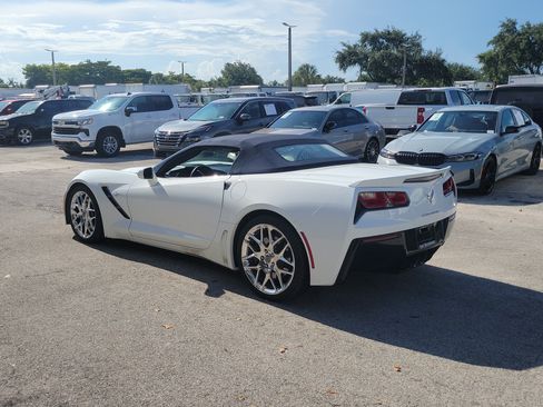 Used 2016 Chevrolet Corvette Stingray Convertible w/ 3LT Preferred Equipment Group RWD image 2