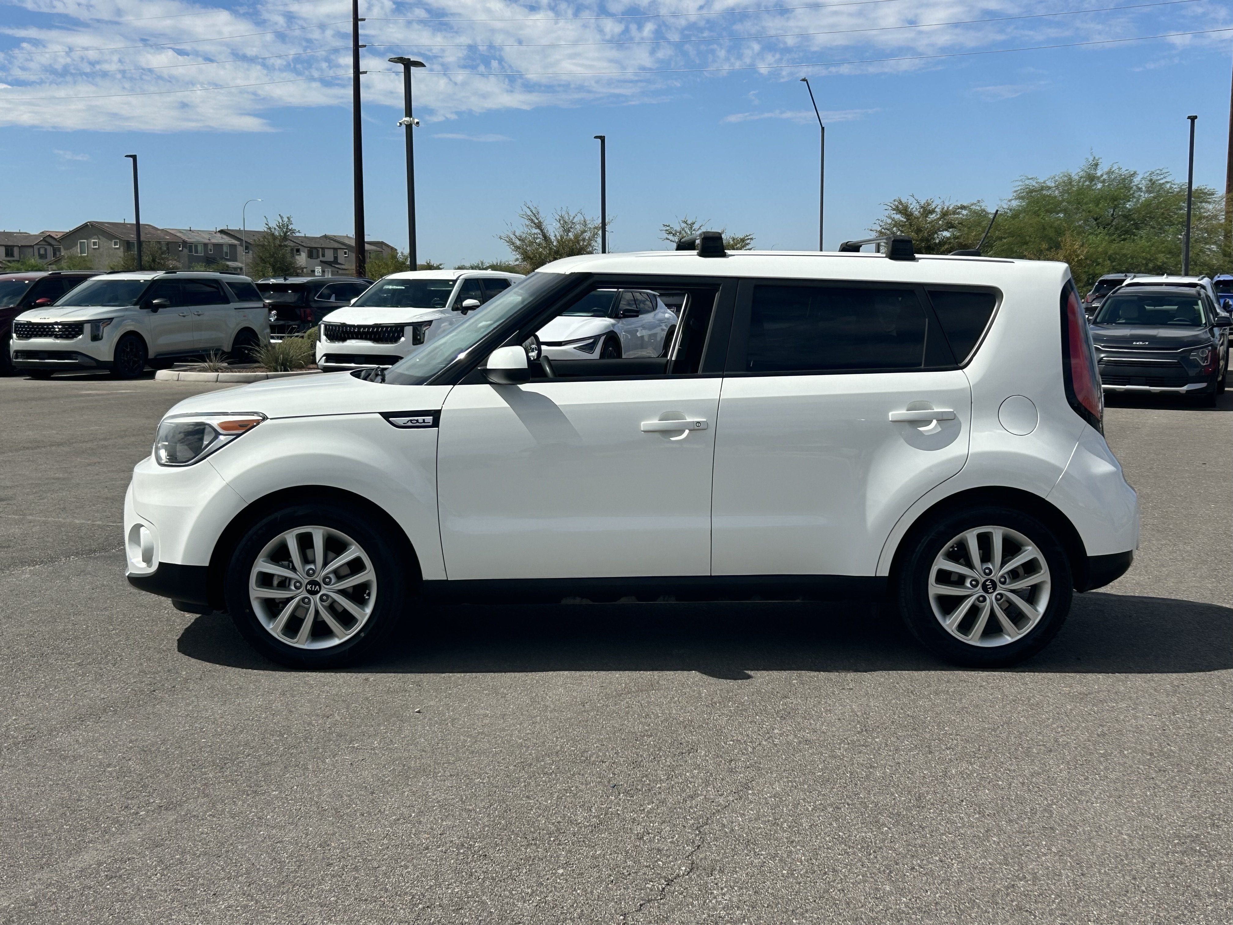 Used 2018 Kia Soul + FWD image 2