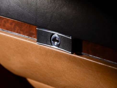 Used 1987 Mercedes-Benz 560 SL image 19