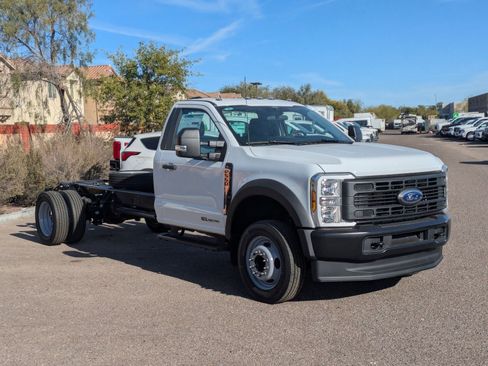 New 2026 Ford F550 2WD Regular Cab Super Duty image 9