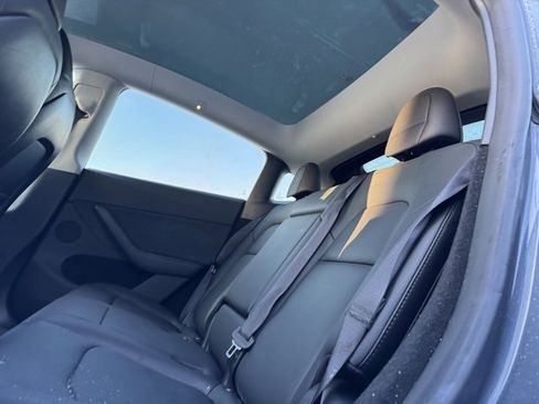 Used 2023 Tesla Model Y Long Range image 12