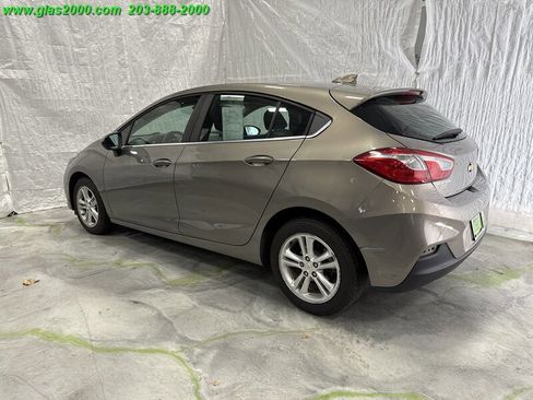 Used 2018 Chevrolet Cruze LT image 7