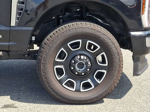 Certified 2024 Ford F250 Platinum AWD/4WD image 8