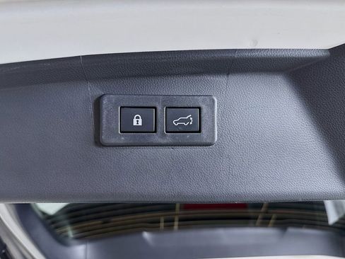 Used 2025 Subaru Outback Onyx Edition AWD/4WD image 40