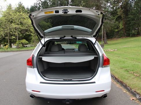 Used 2009 Toyota Venza AWD image 18